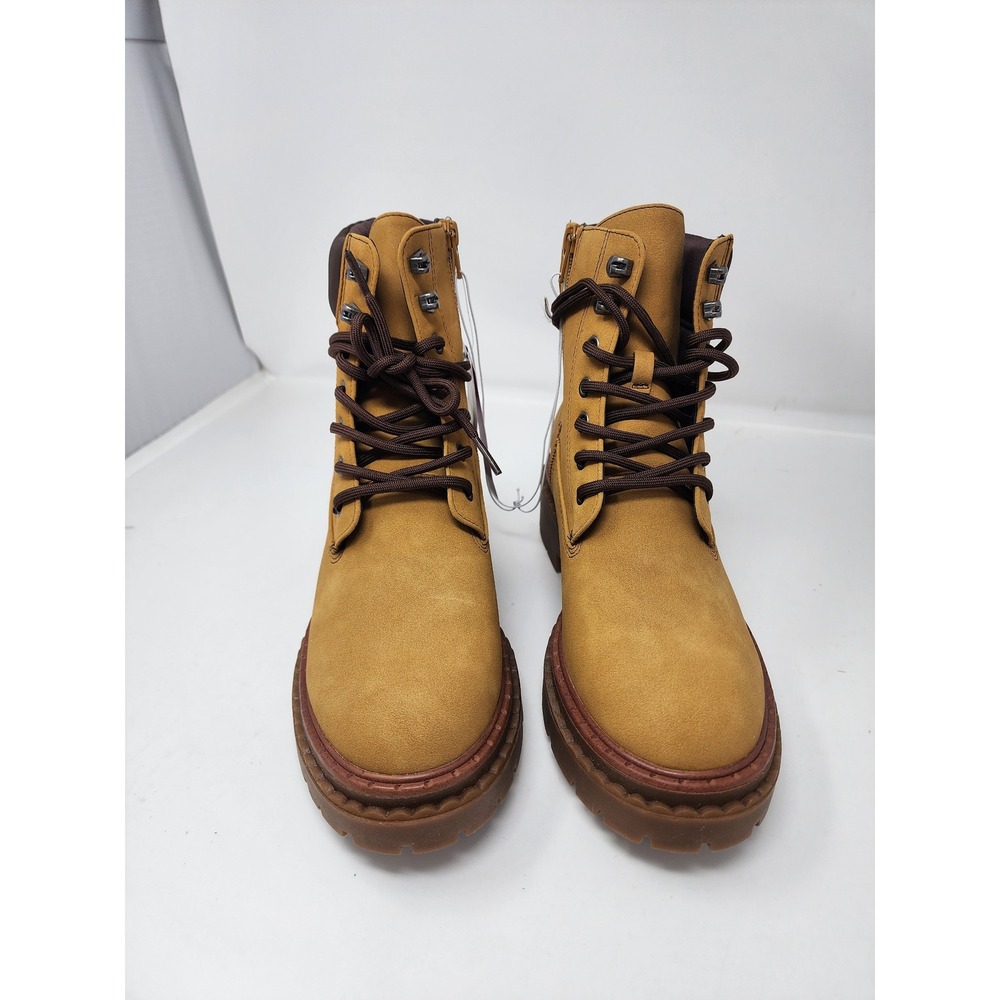 Universal Thread Womens Lace Up Lug Sole Combat Boots Tan Faux Suede Size 8
